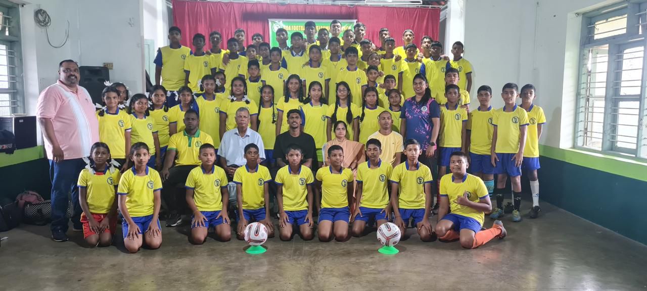 Kit Distribution Ceremony at Sao Jose De Areal GFDC Centre — photo 5 of 7